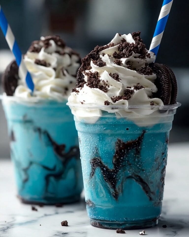 Blue Cookies & Cream Dip Frappuccinos Recipe