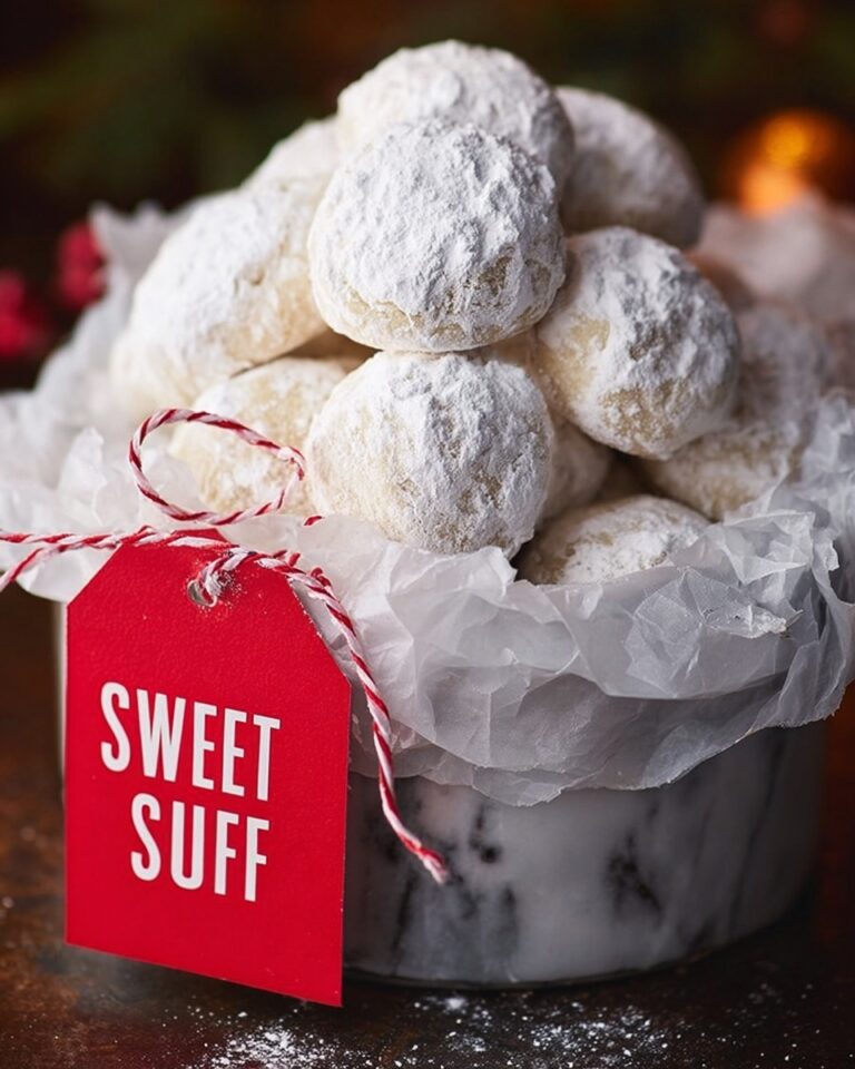 Almond Snowball Cookies Recipe