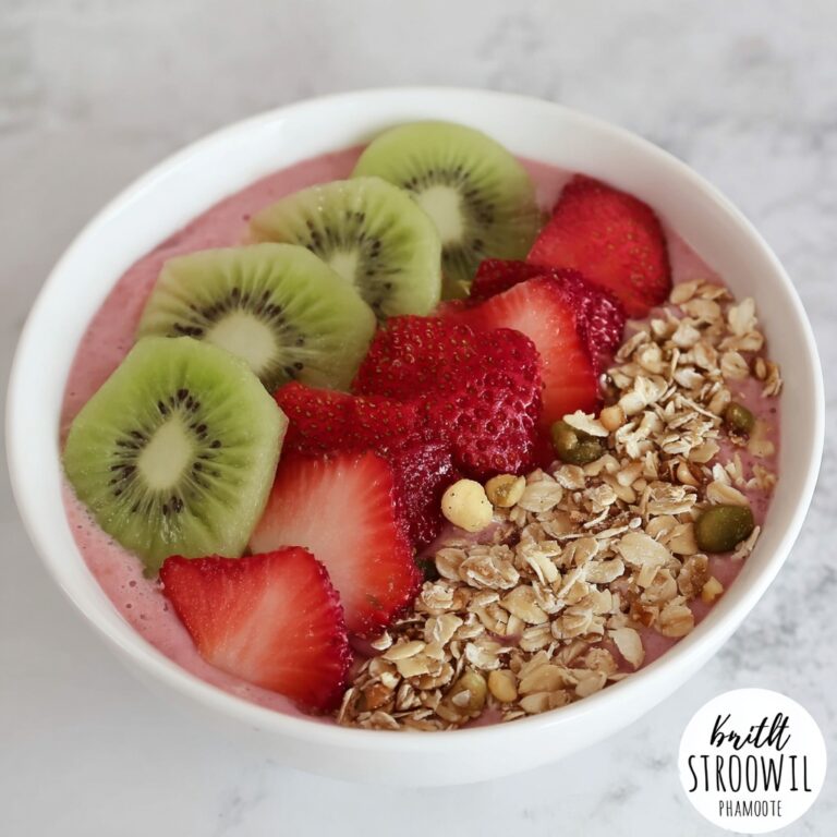 Very Berry Kiwi Smoothie Bowl Recipe